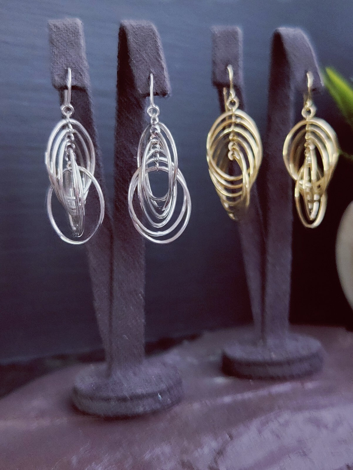 NEW 9ct Sold White Gold Drop Dangling Earrings Fancy Twisted Circles