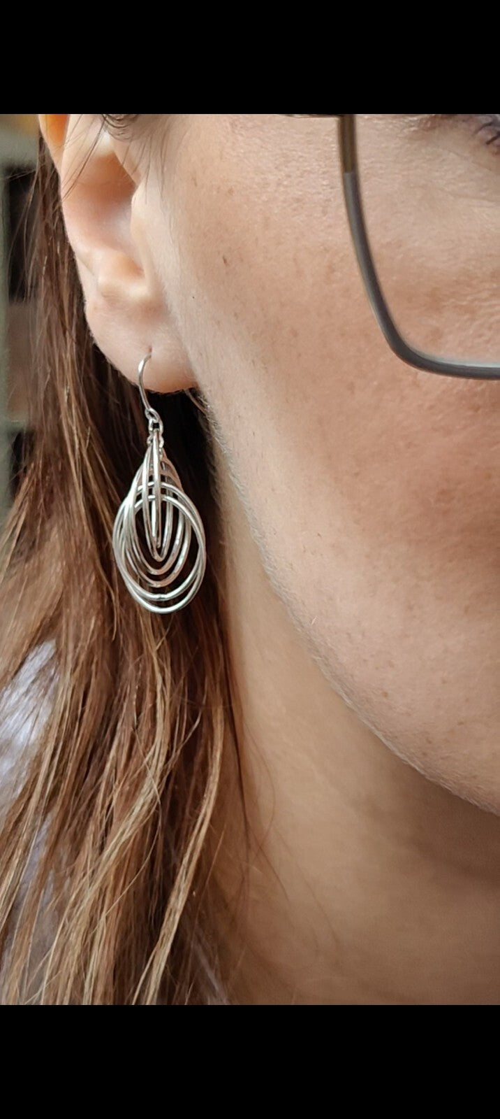 NEW 9ct Sold White Gold Drop Dangling Earrings Fancy Twisted Circles
