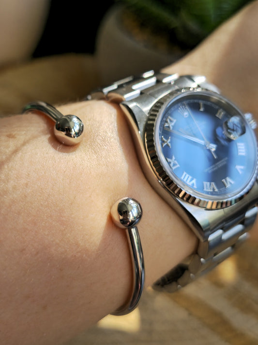 New Solid 9k White Gold TORQUE BANGLE TORQ BALL Open Split BRACELET Hallmarked