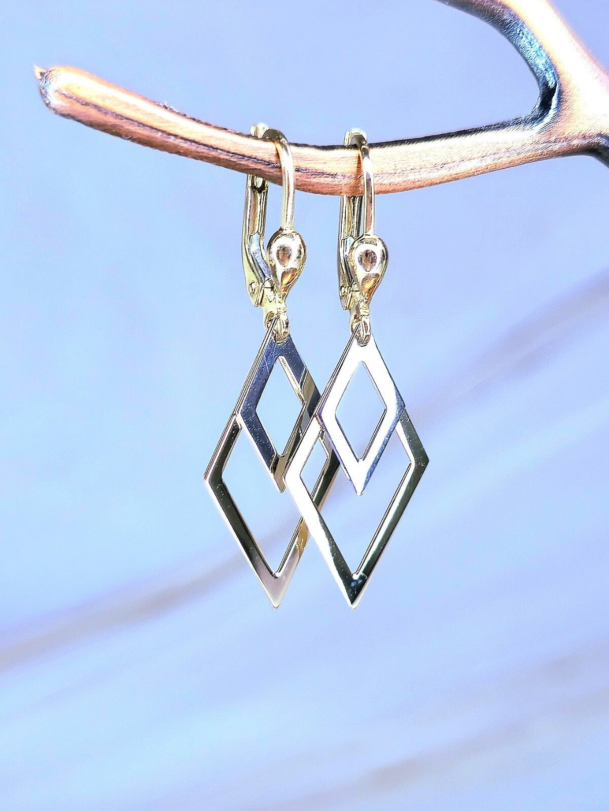 New Solid 9ct Yellow/White Gold Rombus Shape Drop Earrings Leverback Clasp