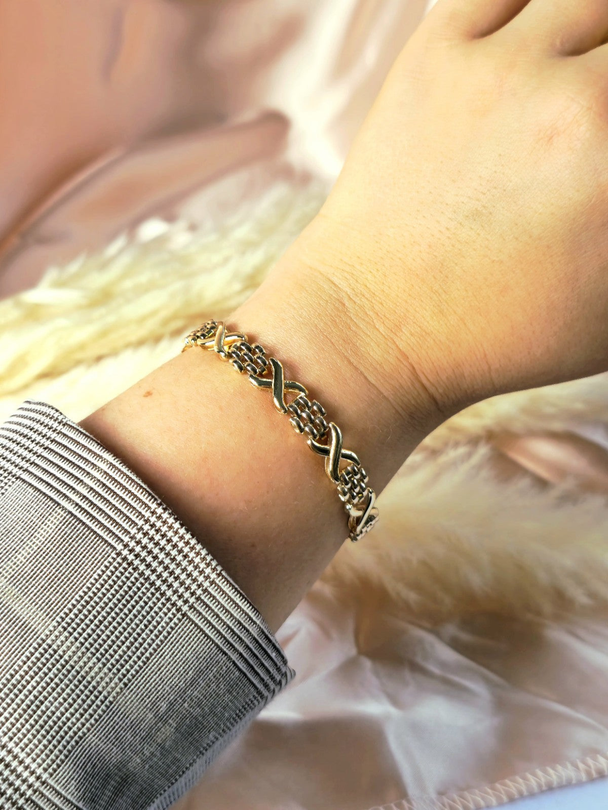Solid 9ct Yellow Gold Beautiful Bracelet Grain X Shape Modern Gate Fancy 7.5''