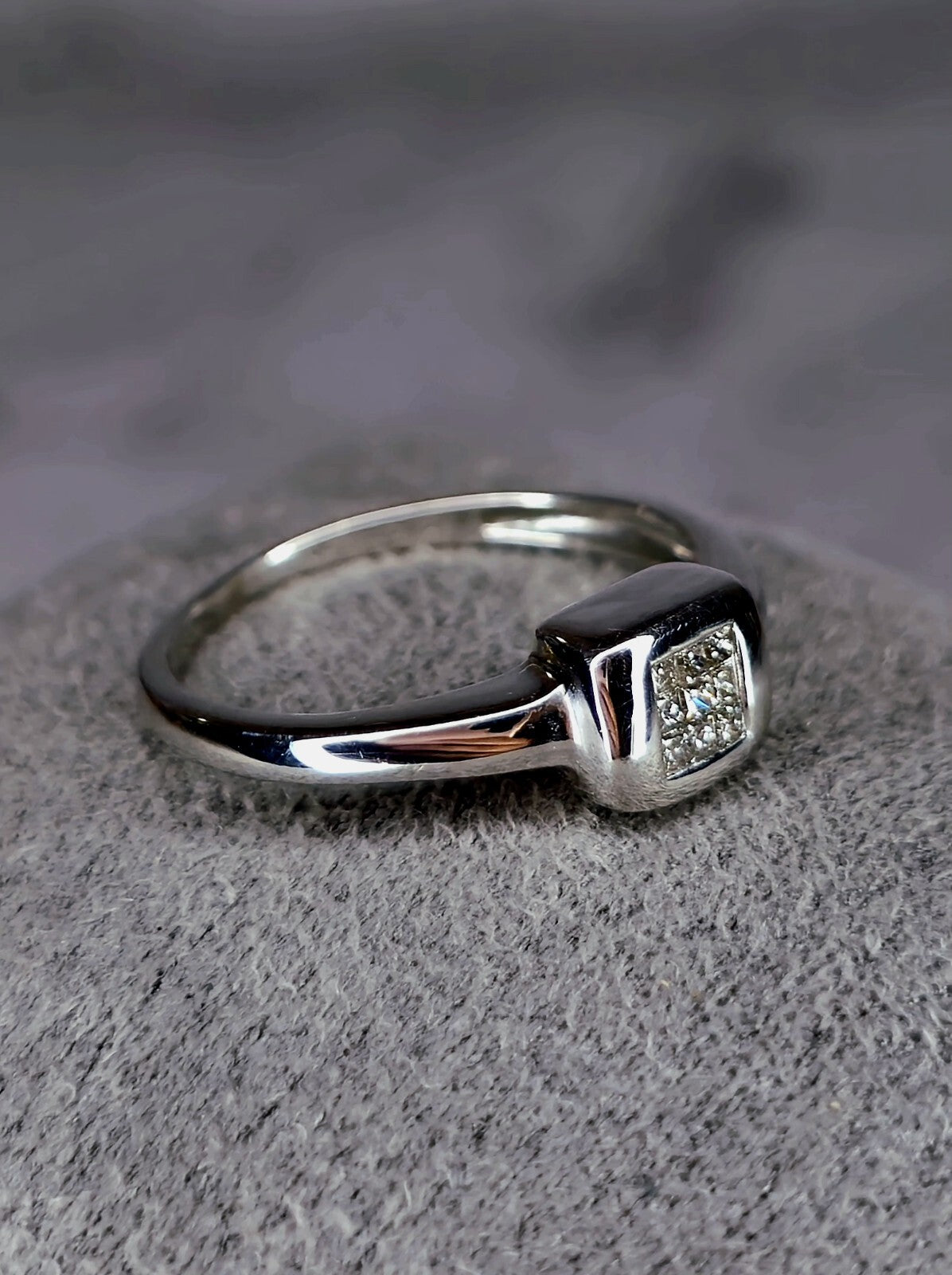 Solid 9ct White Gold Ladies Princess Cut Diamond Cluster Ring N+ 375 Hallmarked