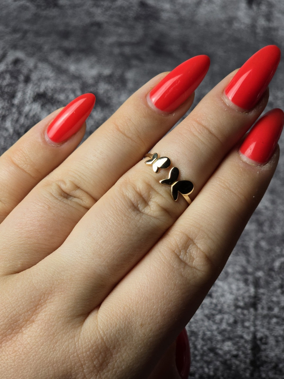 9ct Yellow Gold Butterfly Ring Split Shank Two Butterflies s: J Band Hallmarked