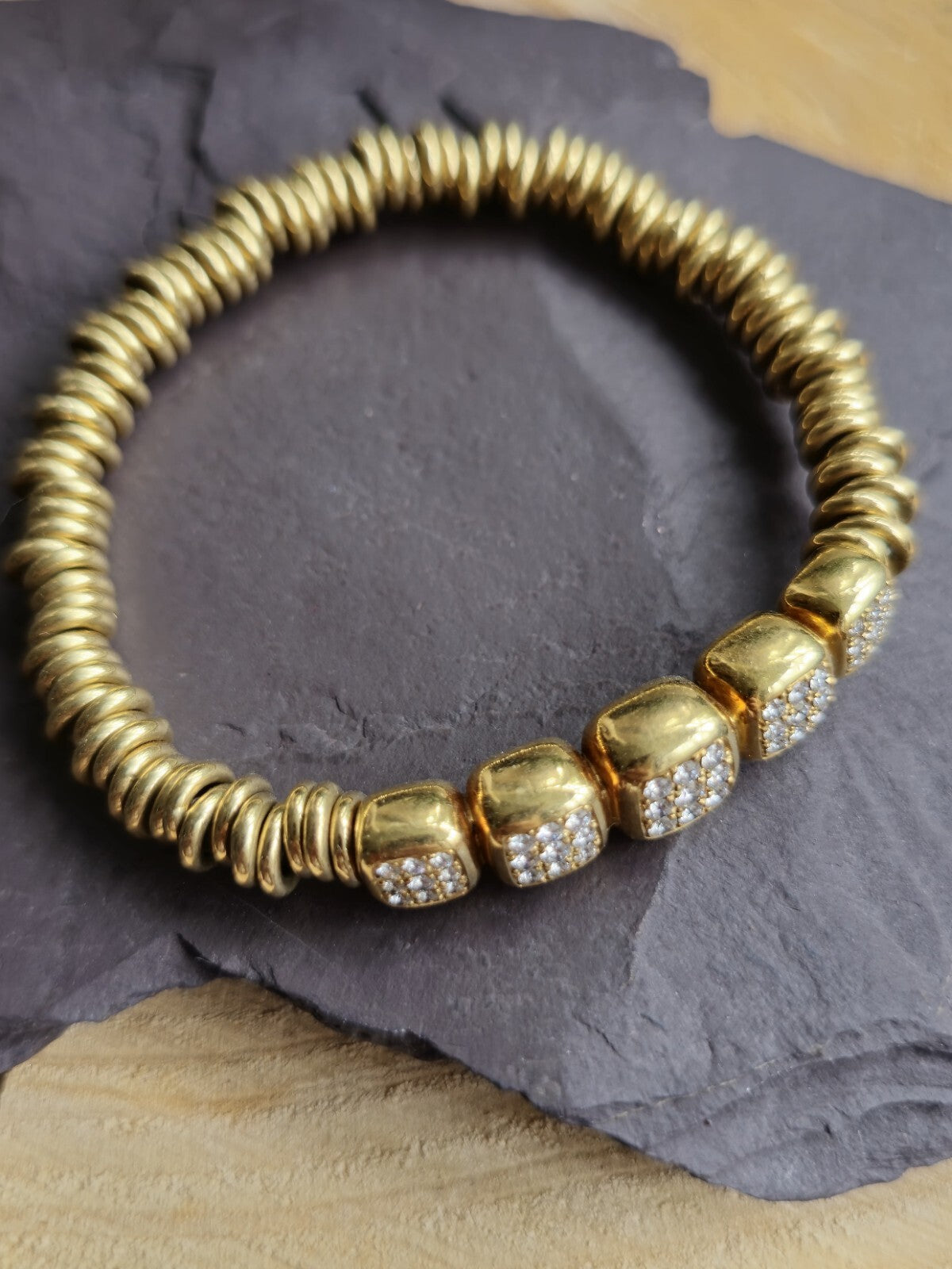 Solid 18k 750 Yellow Gold Diamond Bracelet Heavy Gold Links Circles Expandable