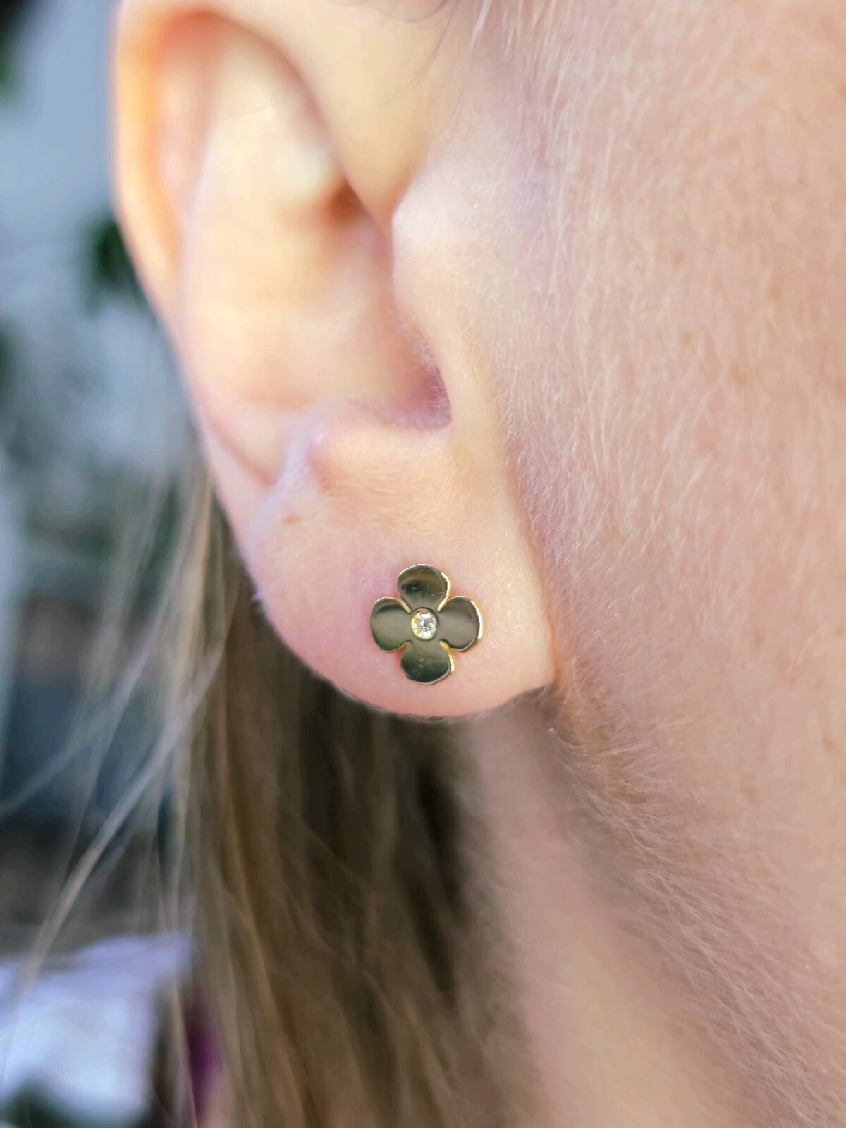 Lovely New 9ct Yellow Gold Butterfly Stud Earrings Clover C/Z Summer Kids Gift