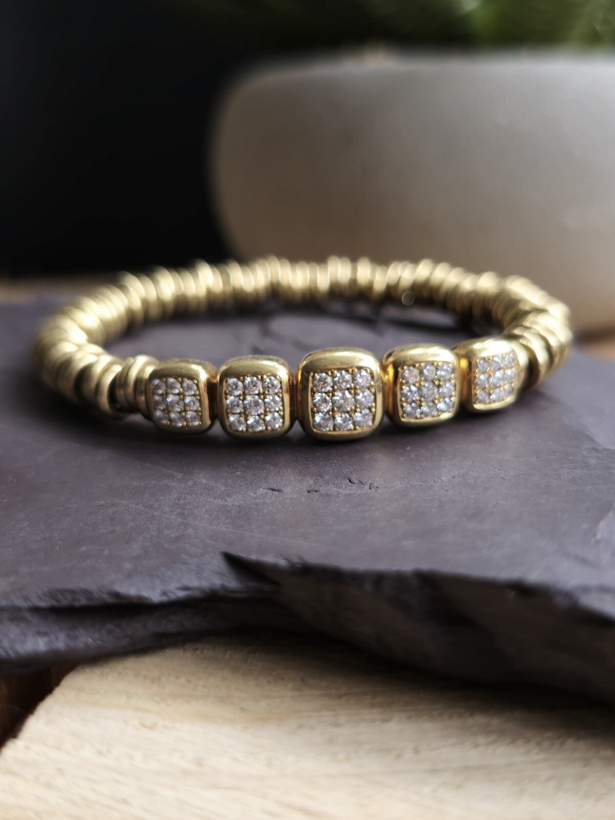 Solid 18k 750 Yellow Gold Diamond Bracelet Heavy Gold Links Circles Expandable