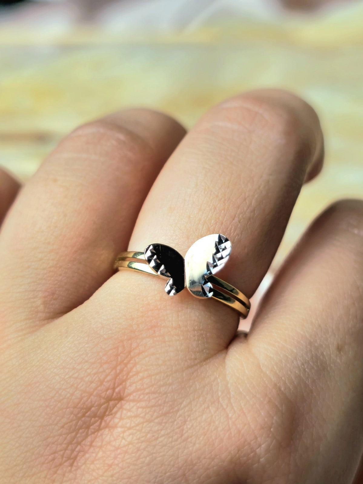 New 9ct Yellow/White Gold Butterfly Ring 3D Cute Feminine Double Band Hallmarked
