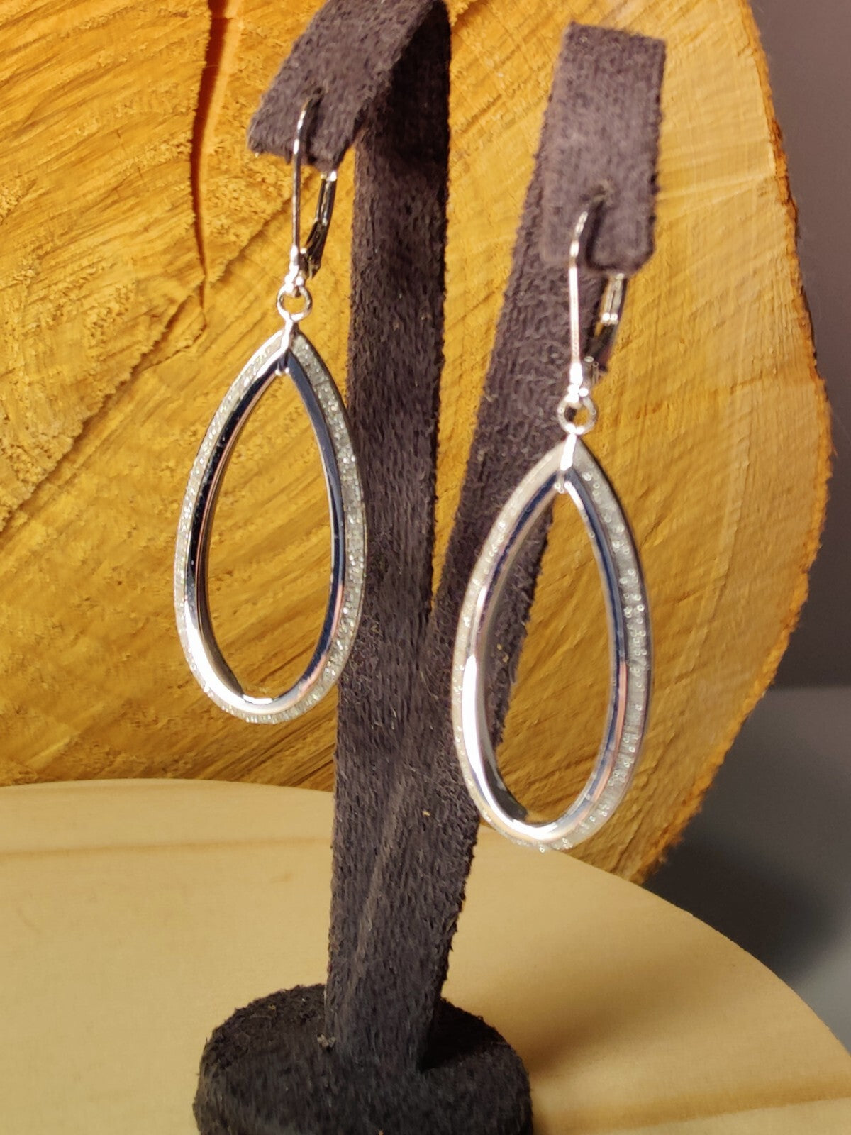 NEW Sparklig OVAL Drop Dangling Earrings 9ct White Gold Leverback Hallmarked