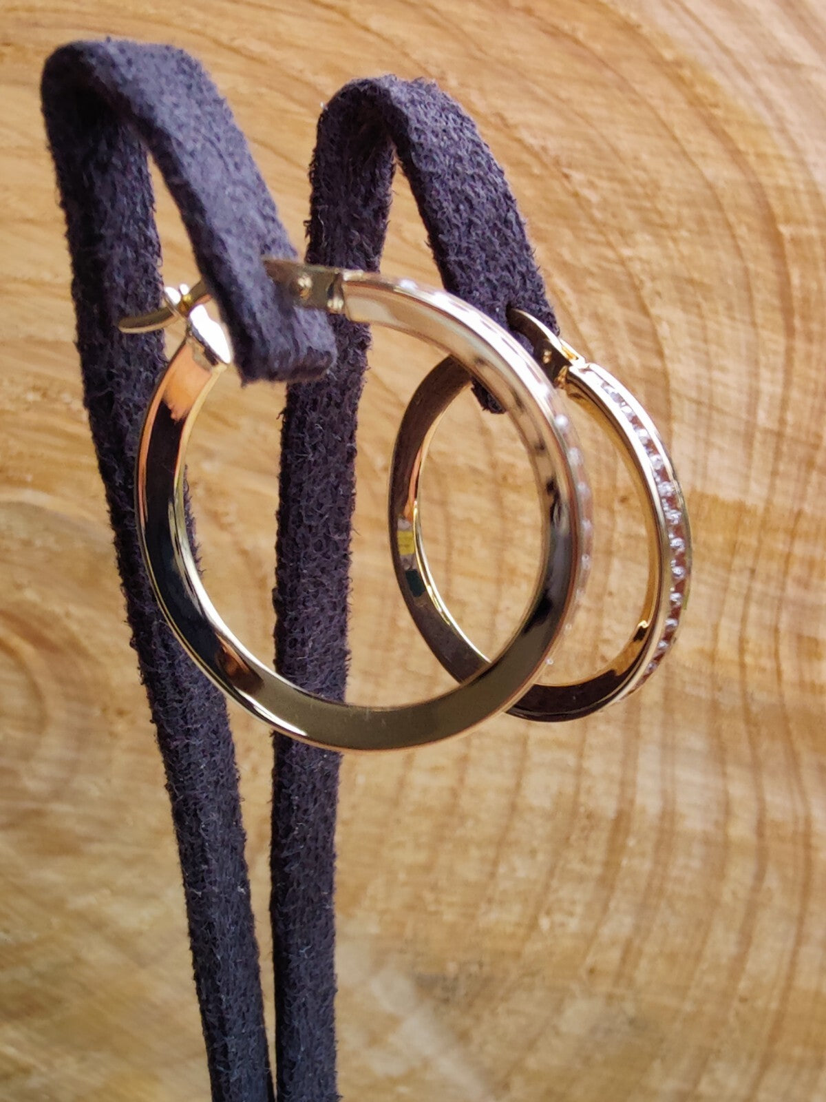 9K Yellow Gold Hoops Cubic Zirconia Earrings 3.0 grams 25mm Hallmarked New CZ