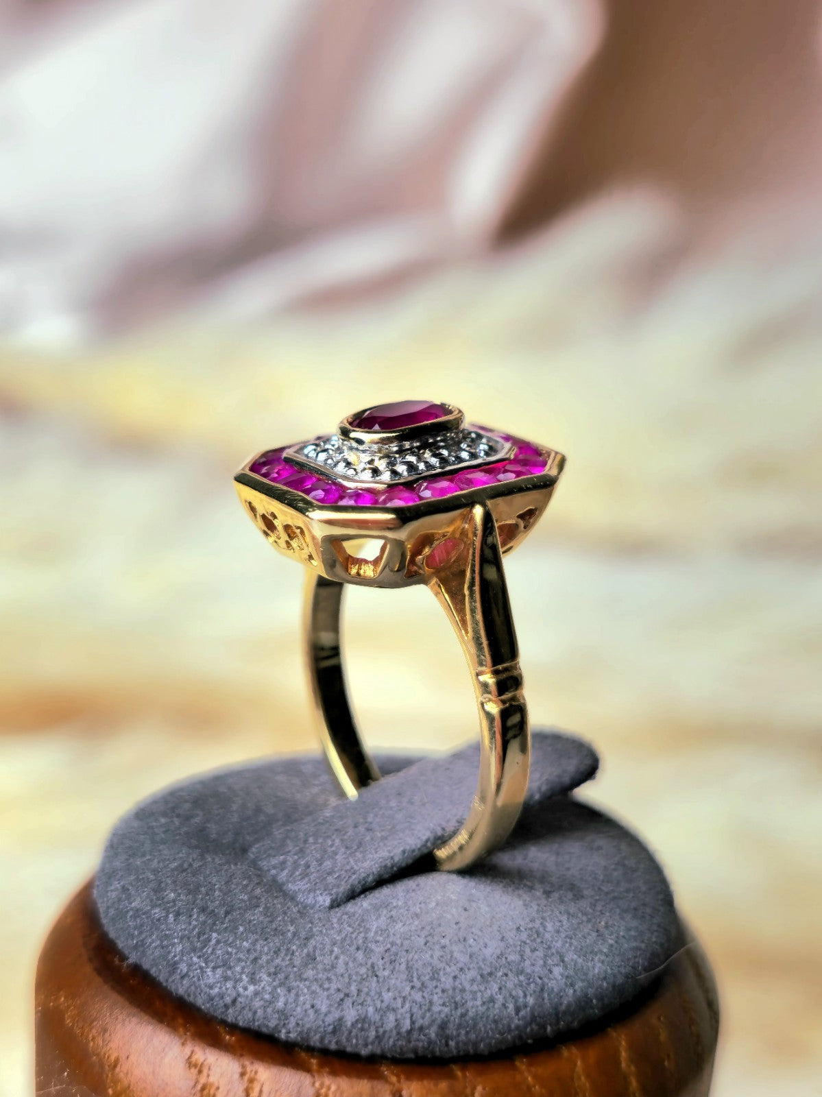 New 18ct Yellow Gold Coctail Square Ruby Ring with 1ct Oval Ruby