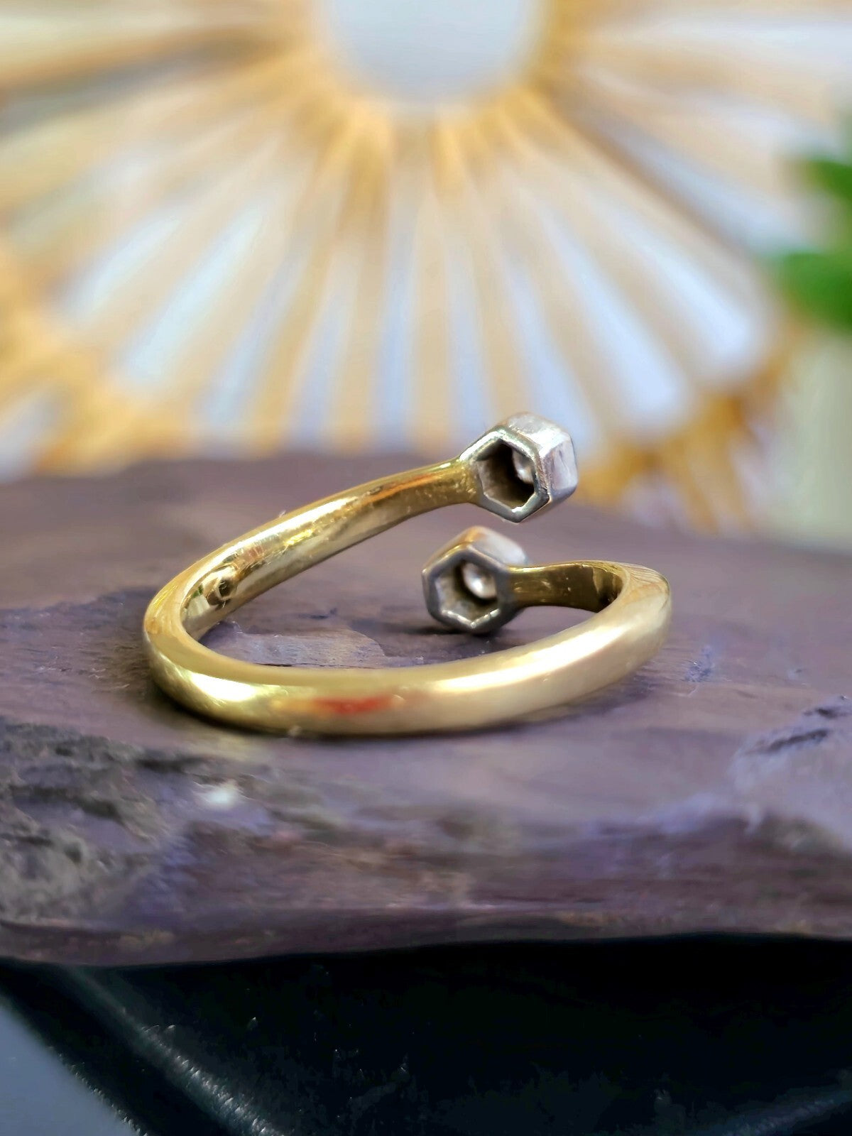 Lovely 9ct Yellow Gold Split Ends Ring With 2 Diamonds Size P Thick Shank Wrap