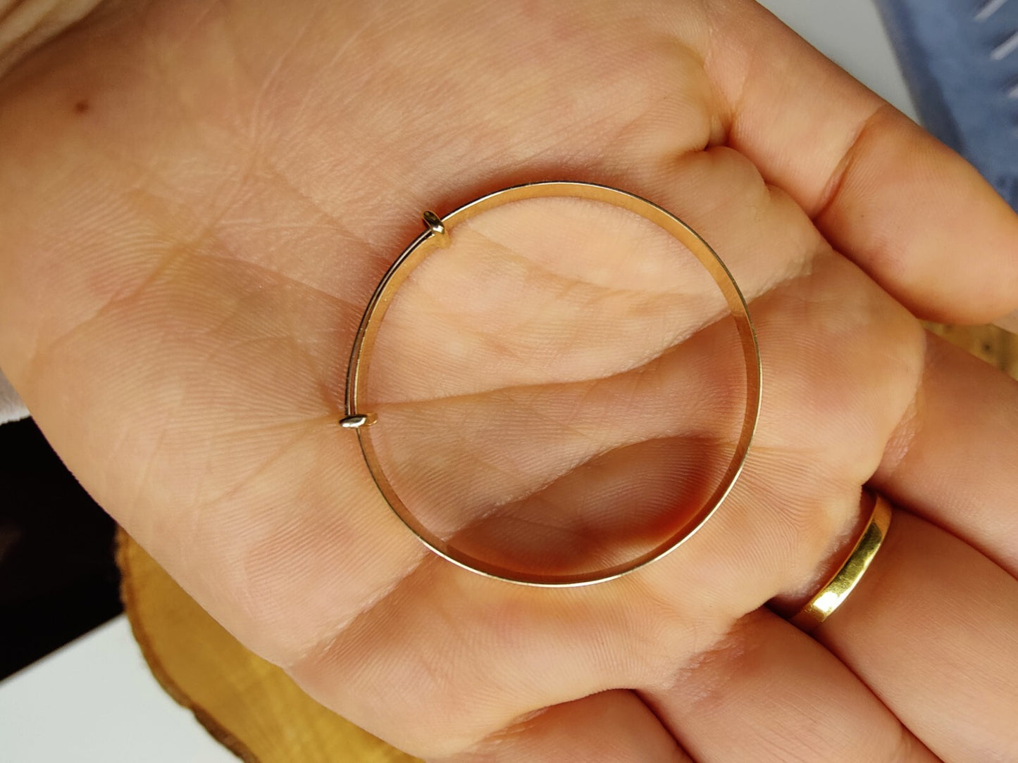 New 9k Yellow Gold BANGLE Kids Baby Expandable BRACELET Small Infant 40-60mm