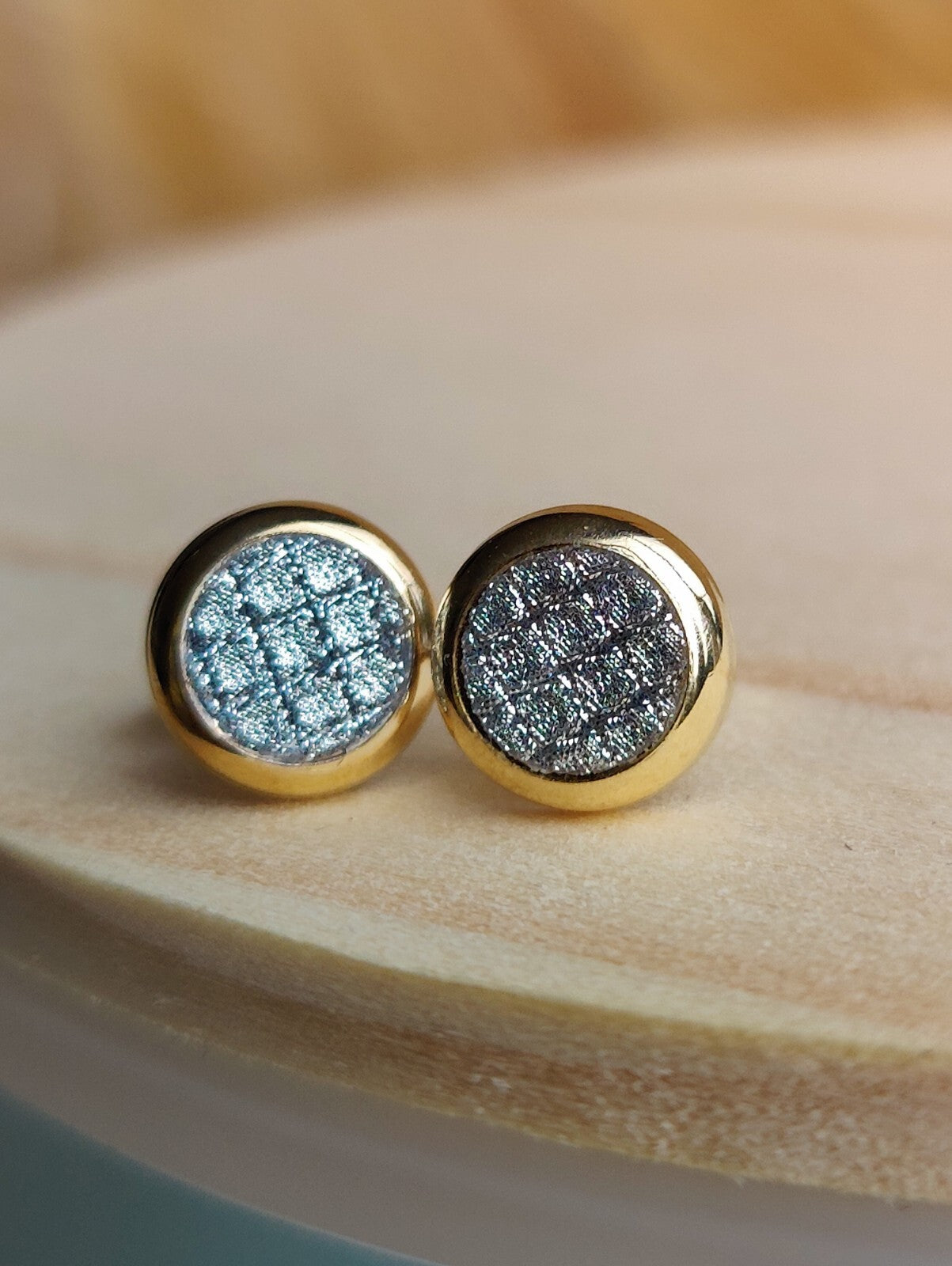 Glitter 9ct Yellow Gold Sleepers Stud Earrings Butterfly Daily Use Elegant