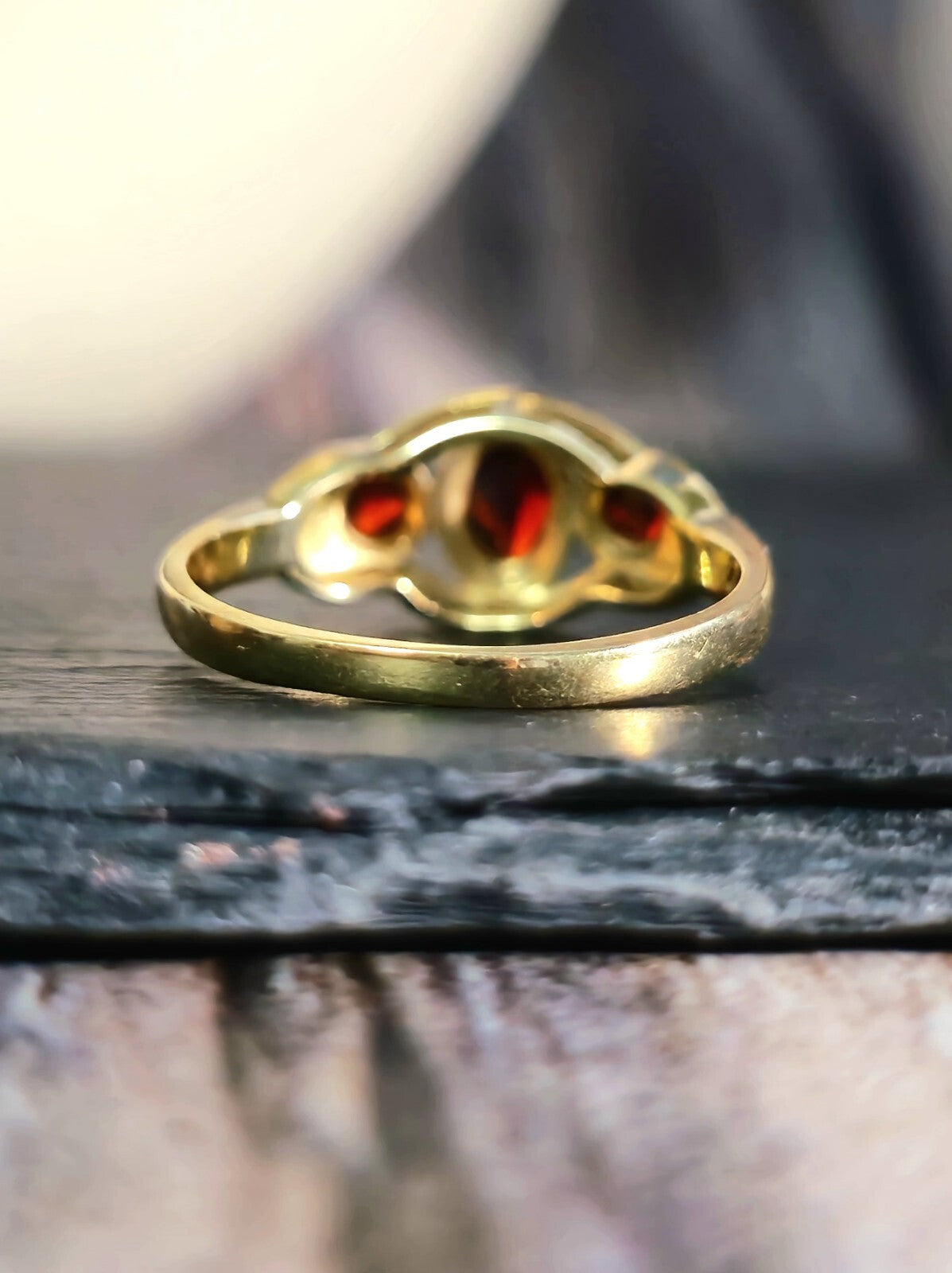 Cute Solid 9ct Yellow Gold Trilogy Garnet Ring Oval Cabochon Three Stone size N+