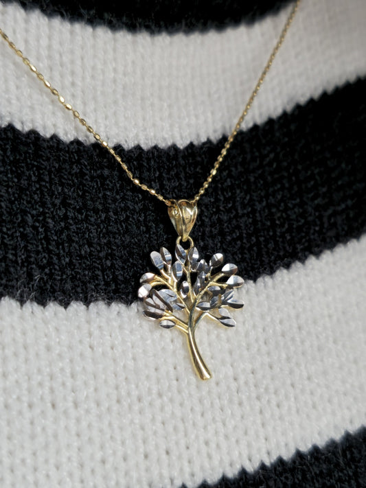 New 9ct Yellow/White Gold Tree of Life Delicate Pendant Diamond Cut Leaves