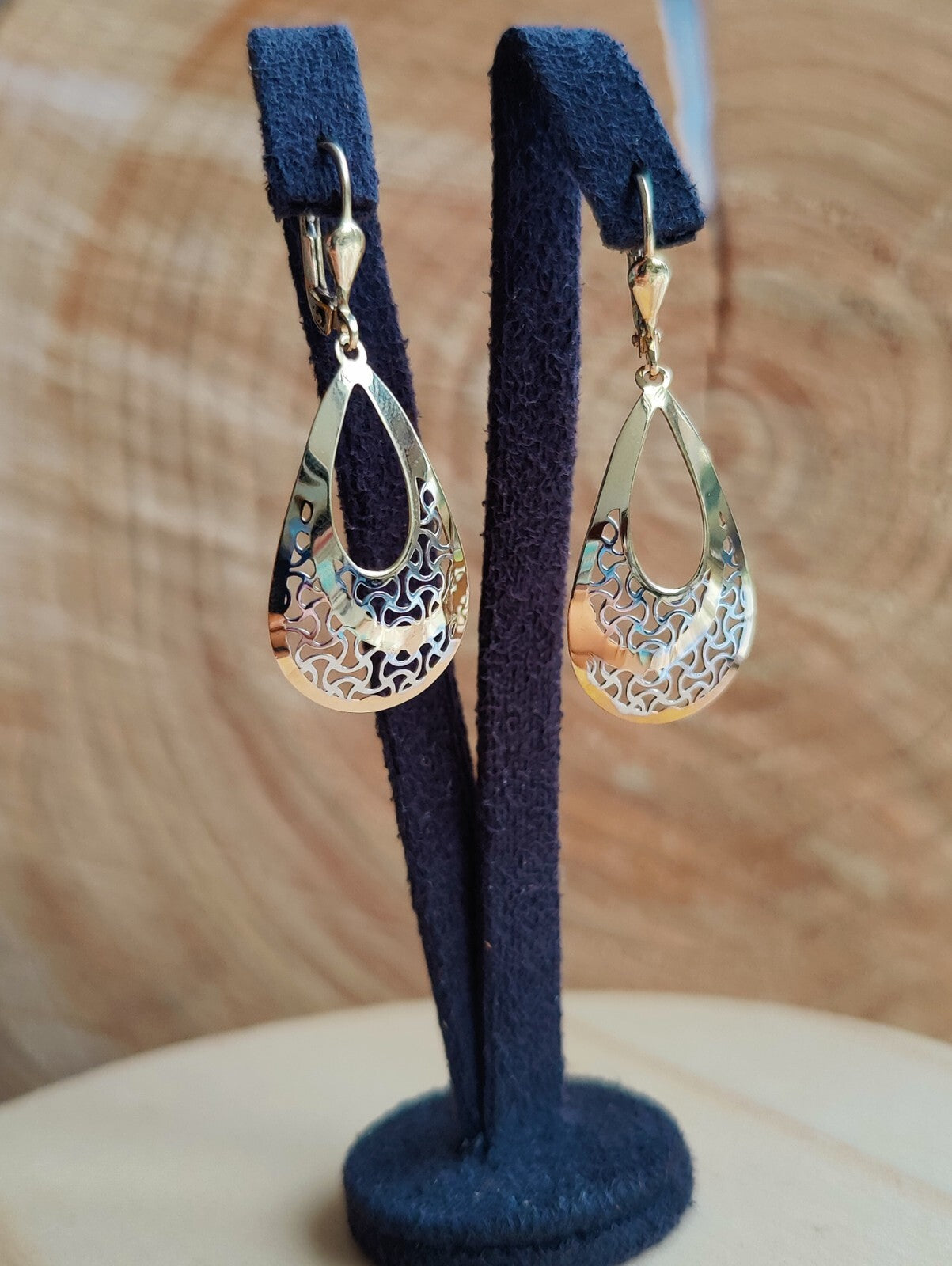 9ct Yellow/White Gold 2grams Drop Dangly Earrings Leverback Hallmarked Pear/Drop