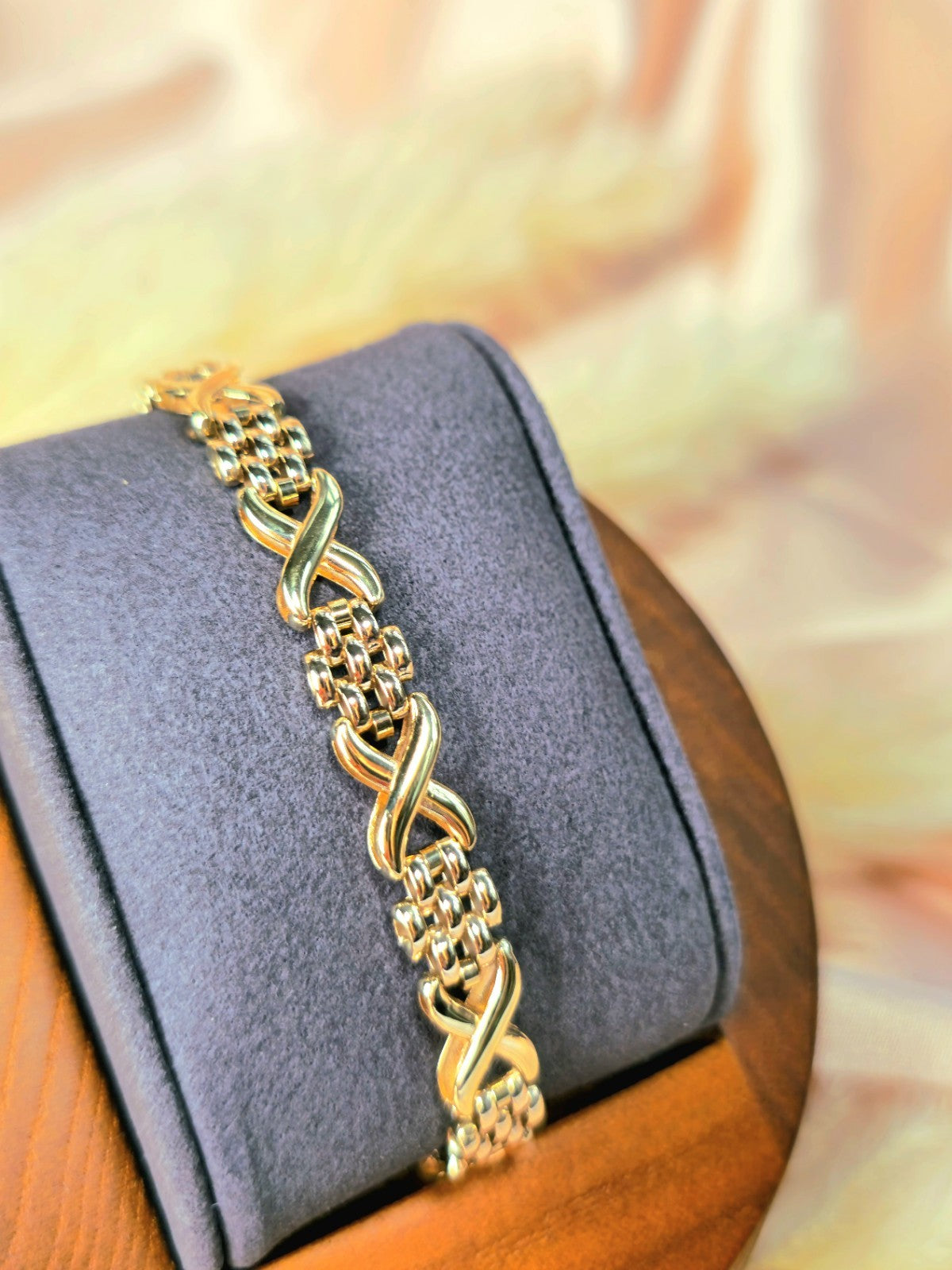 Solid 9ct Yellow Gold Beautiful Bracelet Grain X Shape Modern Gate Fancy 7.5''