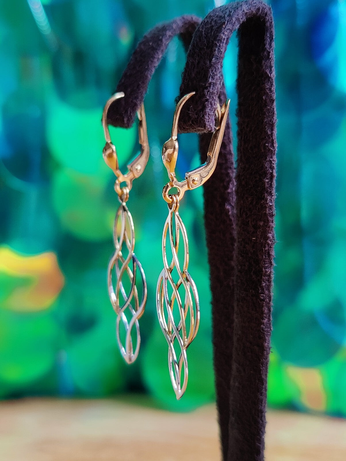 New Drop Dangly Earrings 9ct Yellow Gold Leverback Hallmarked Decorative Pattern