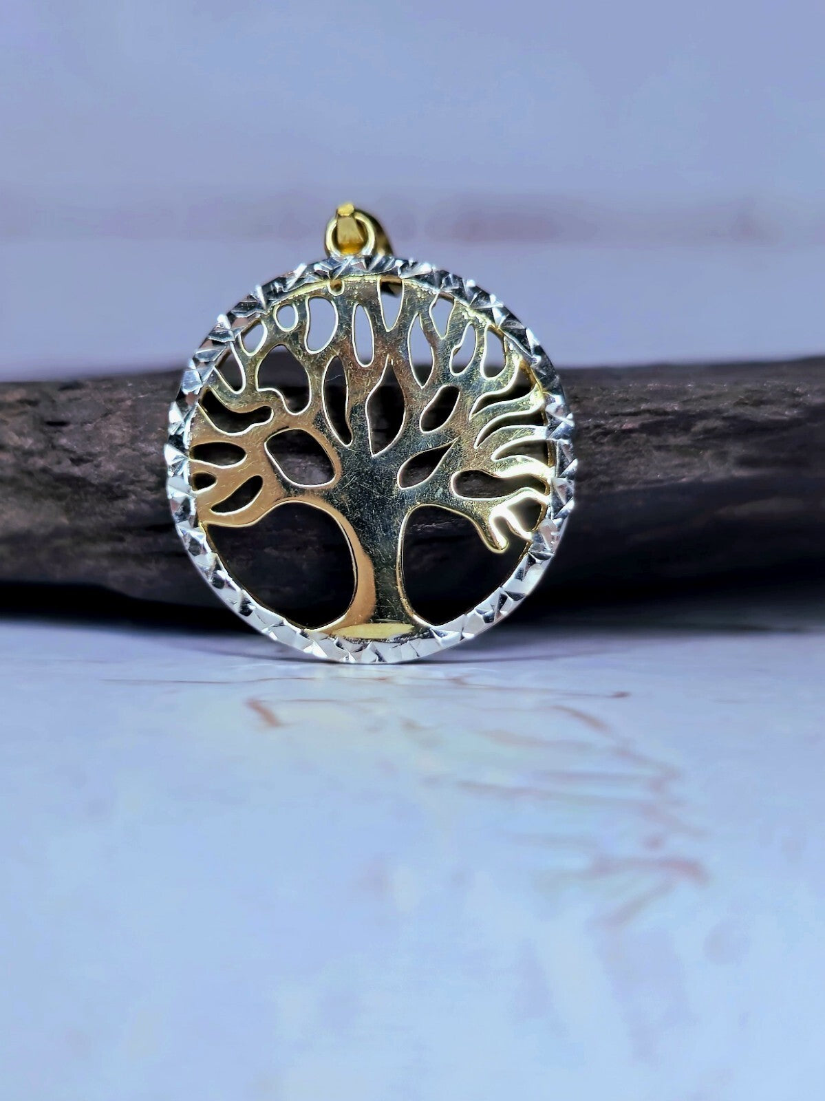 Beautiful Solid 9k Yellow/White Gold Pendant Tree of Life Diamond Cut 19mm NEW
