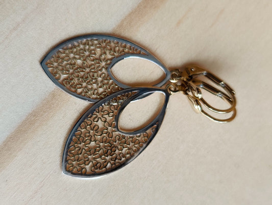 Solid Drop Dangly Earrings 9ct Yellow Gold Leverback Decorative Floral Pattern