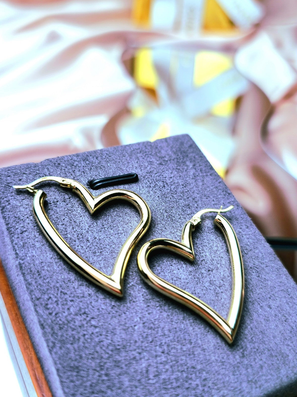 NEW Solid 9ct Yellow Gold Heart Shape Hoop Earrings Hoops Hallmarked