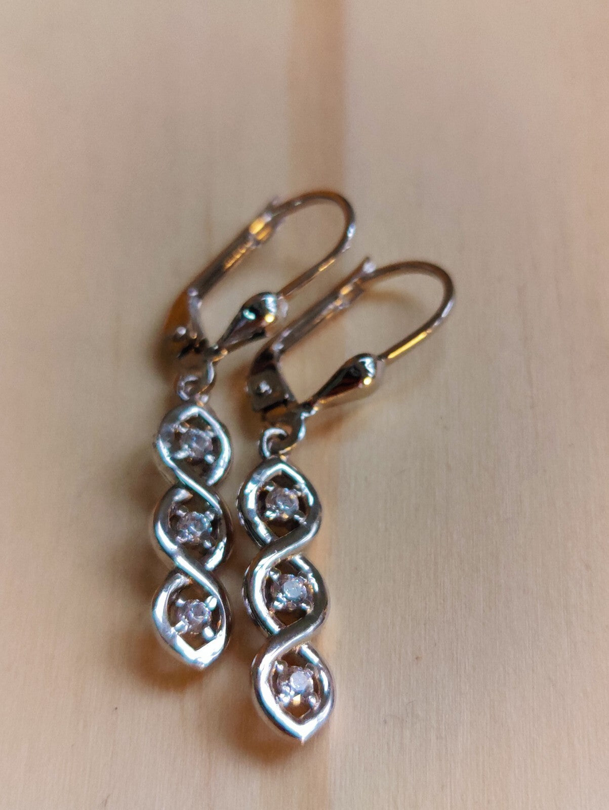 9ct White Gold triple Twist Drop Dangly Earrings with CZ Leverback Hallmarked