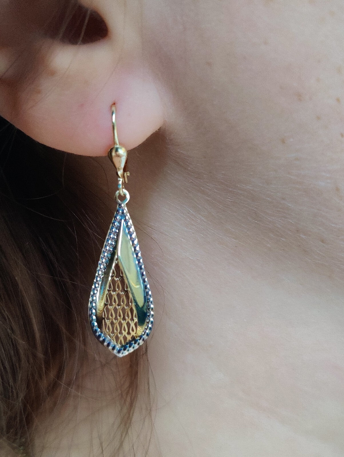 9ct Yellow/White Gold Drop Dangly Earrings Hallmarked Decorative Pattern