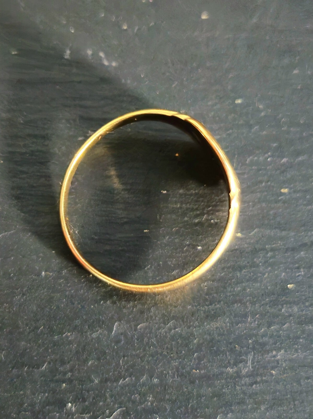 Vintage 9ct Yellow Gold Signet Ring size: M+ Square 2.20grams