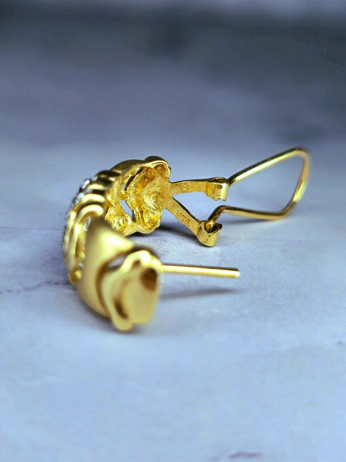 Solid 14k Yellow Gold Jewellery Set of Diamond Ring and Earrings Omega Clasp Mat