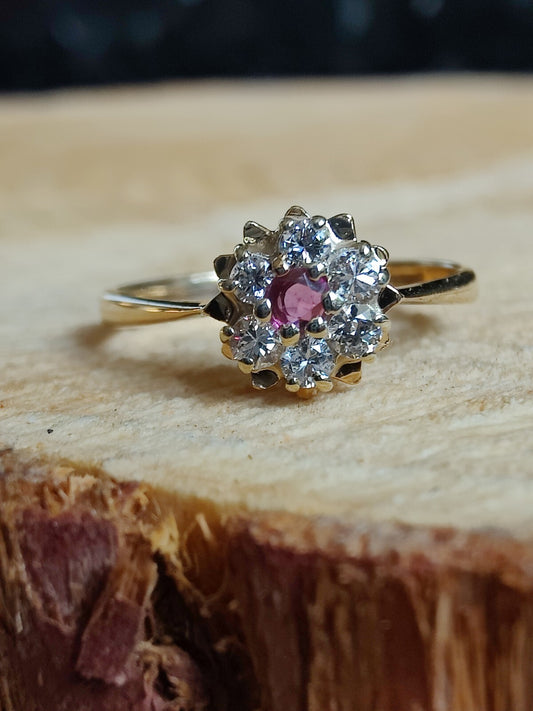 Lovely 9ct Yellow Gold Diamond Ruby Ring Engagement Proposal Flower Ring size M+