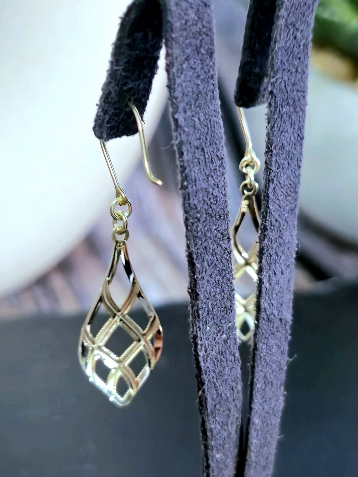 New 9ct Yellow/White Gold Solid Drop Dangling Earrings Hook Clasp Diamond Cut