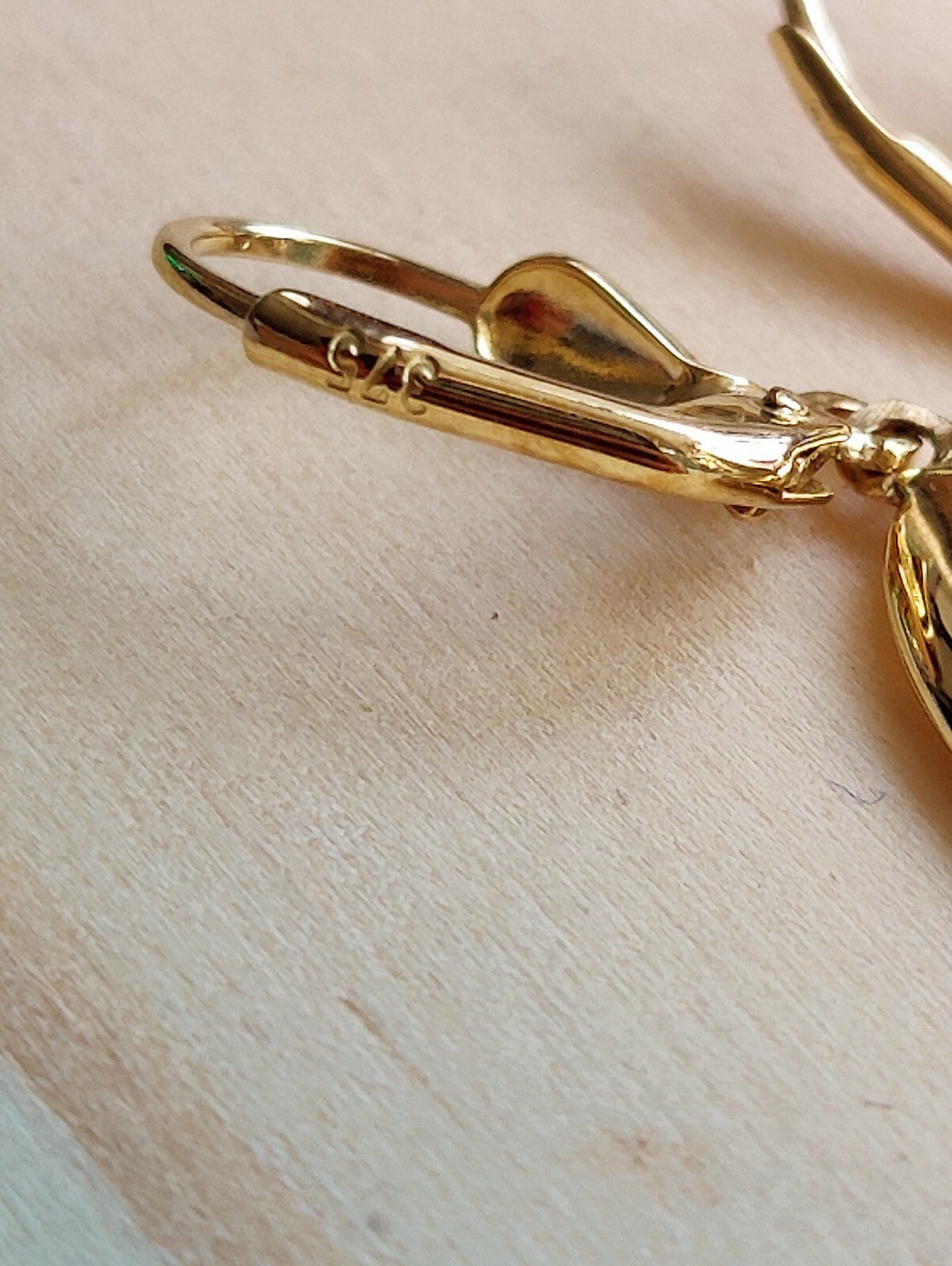 New 9ct Yellow/White Gold Drop Dangly Earrings Hallmarked Decorative Pattern