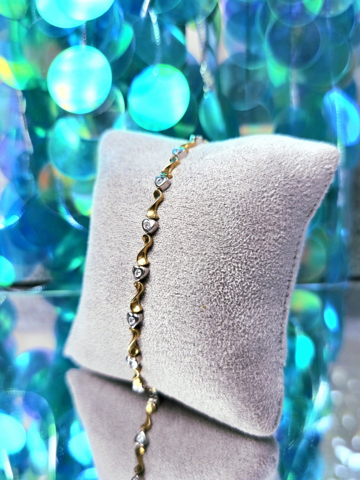 Elegant 9ct Yellow/White Heart Shape Chain BRACELET with Cubic Zirconia 5.4grams