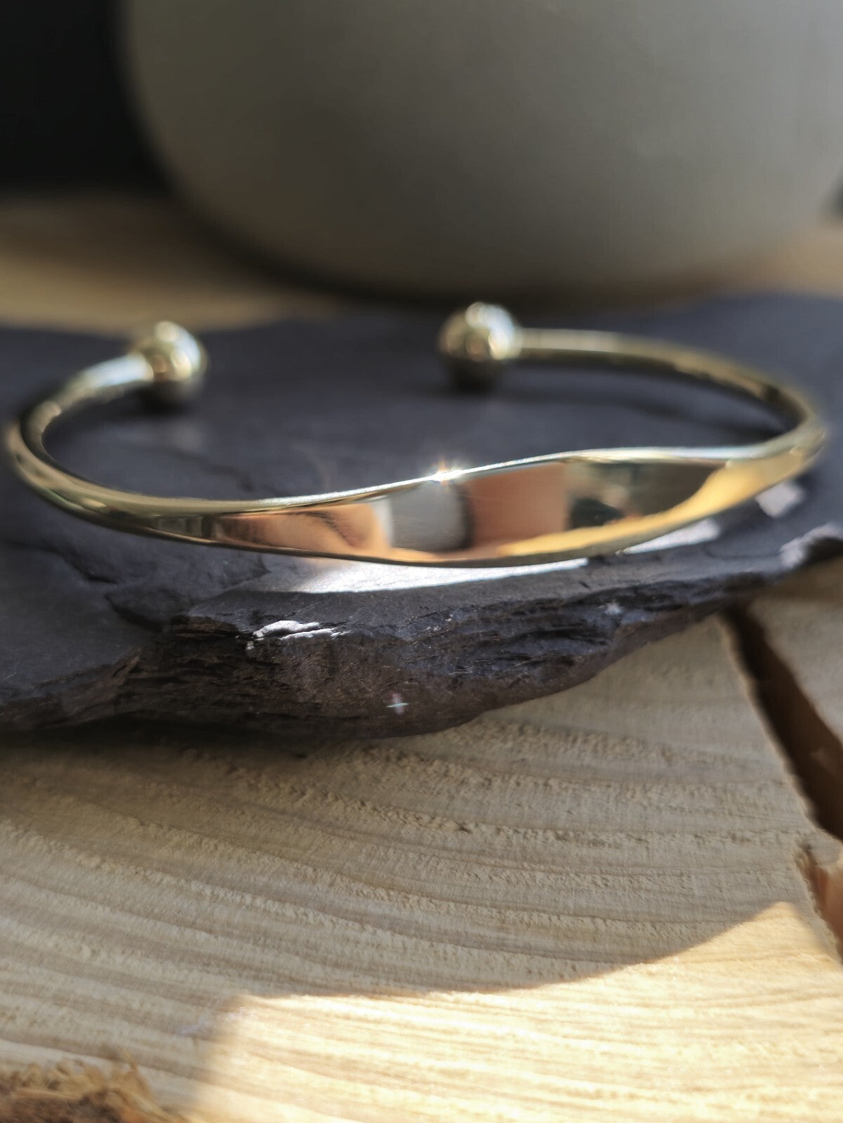 New Solid 9ct Yellow Gold TORQUE BANGLE TORQ BALL Open Split BRACELETFlat Bottom