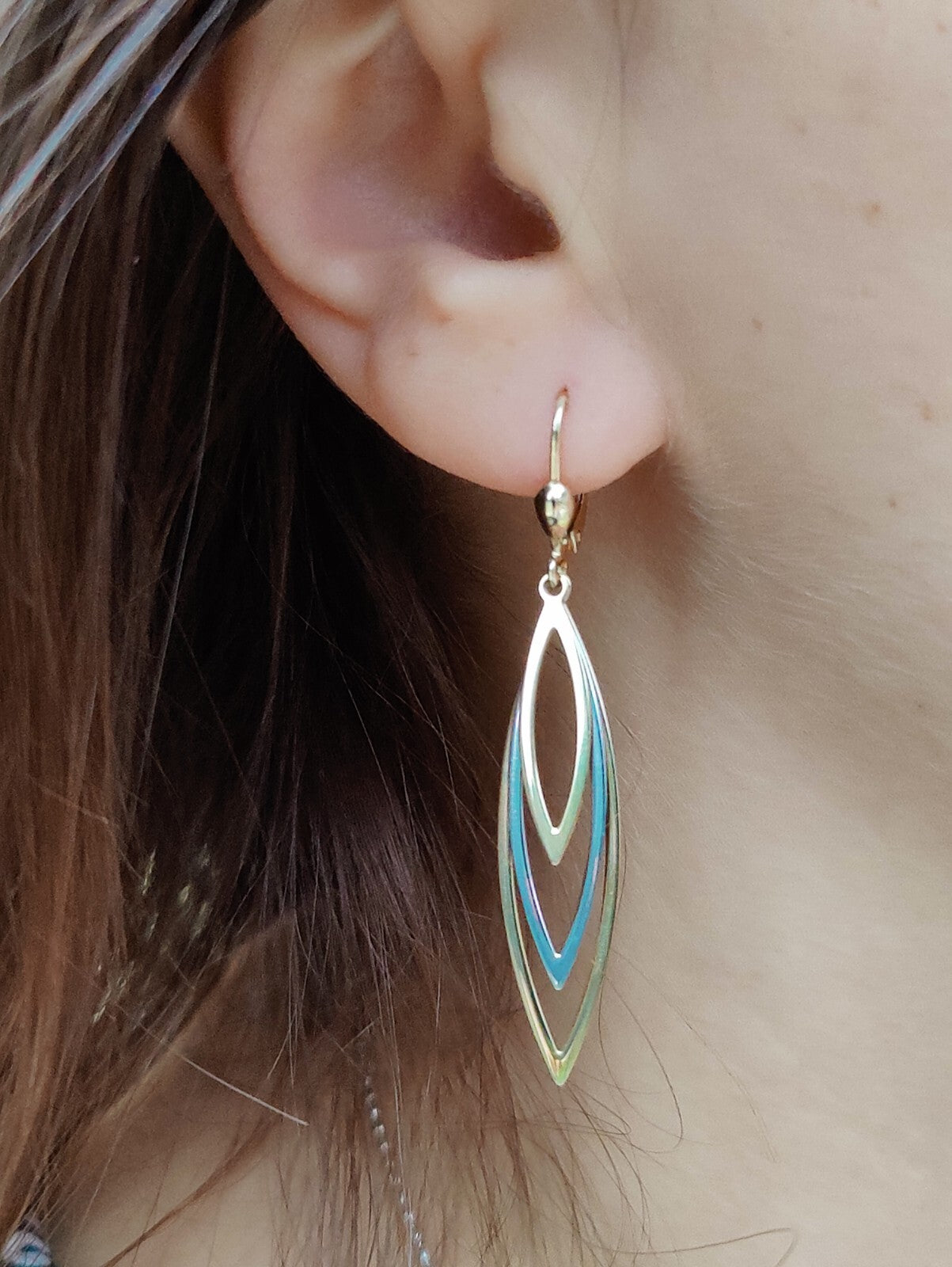 NEW Solid Drop Dangling Earrings 9ct Yellow Gold Leverback Hallmarked Leaf