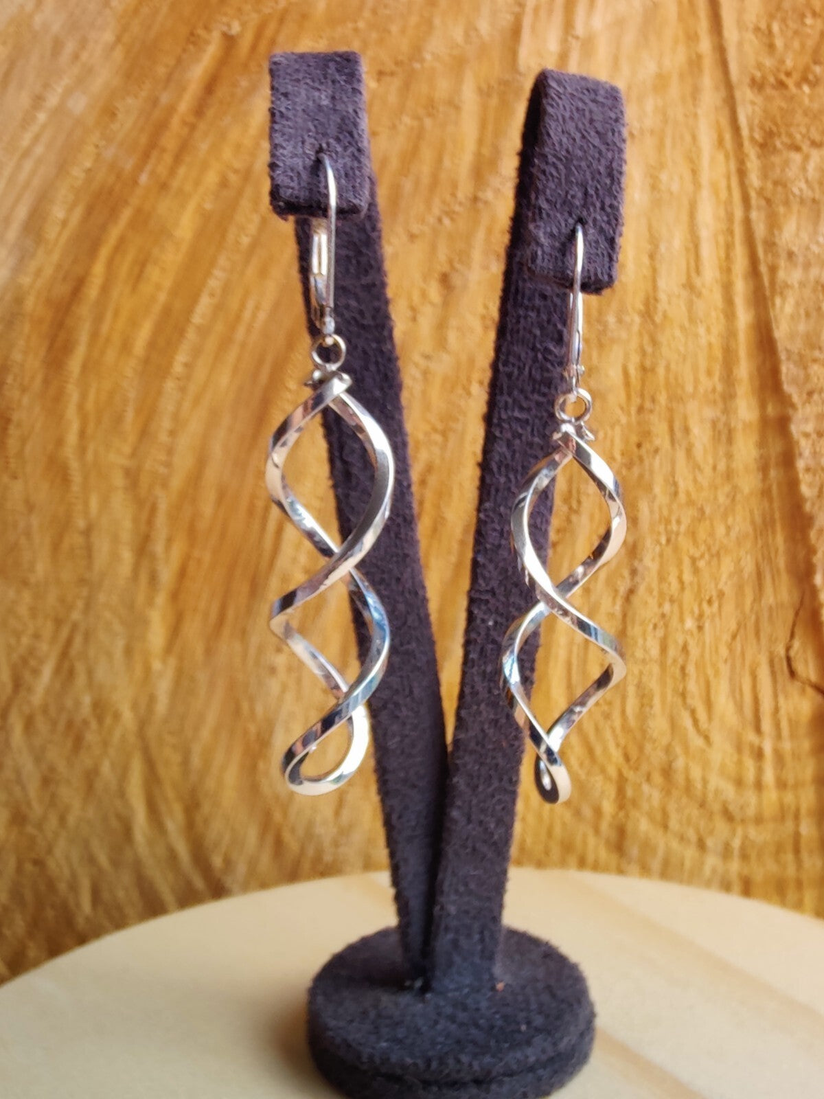 Solid 9ct White Gold Twist Drop Earrings Leverback Clasp Hallmarked 375 Lovely
