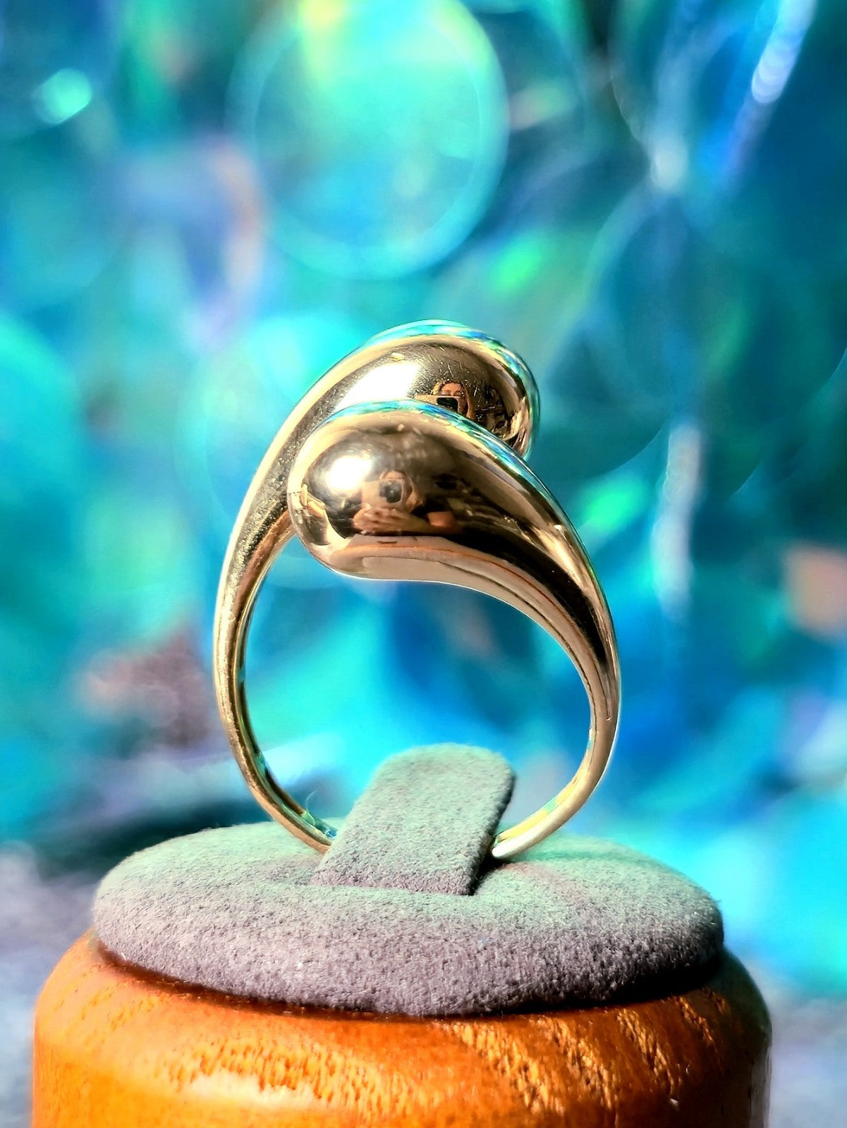 (585) 14ct Yellow Gold Ring Size R Drop Ring Bottega Style Fashion Hollow Dress