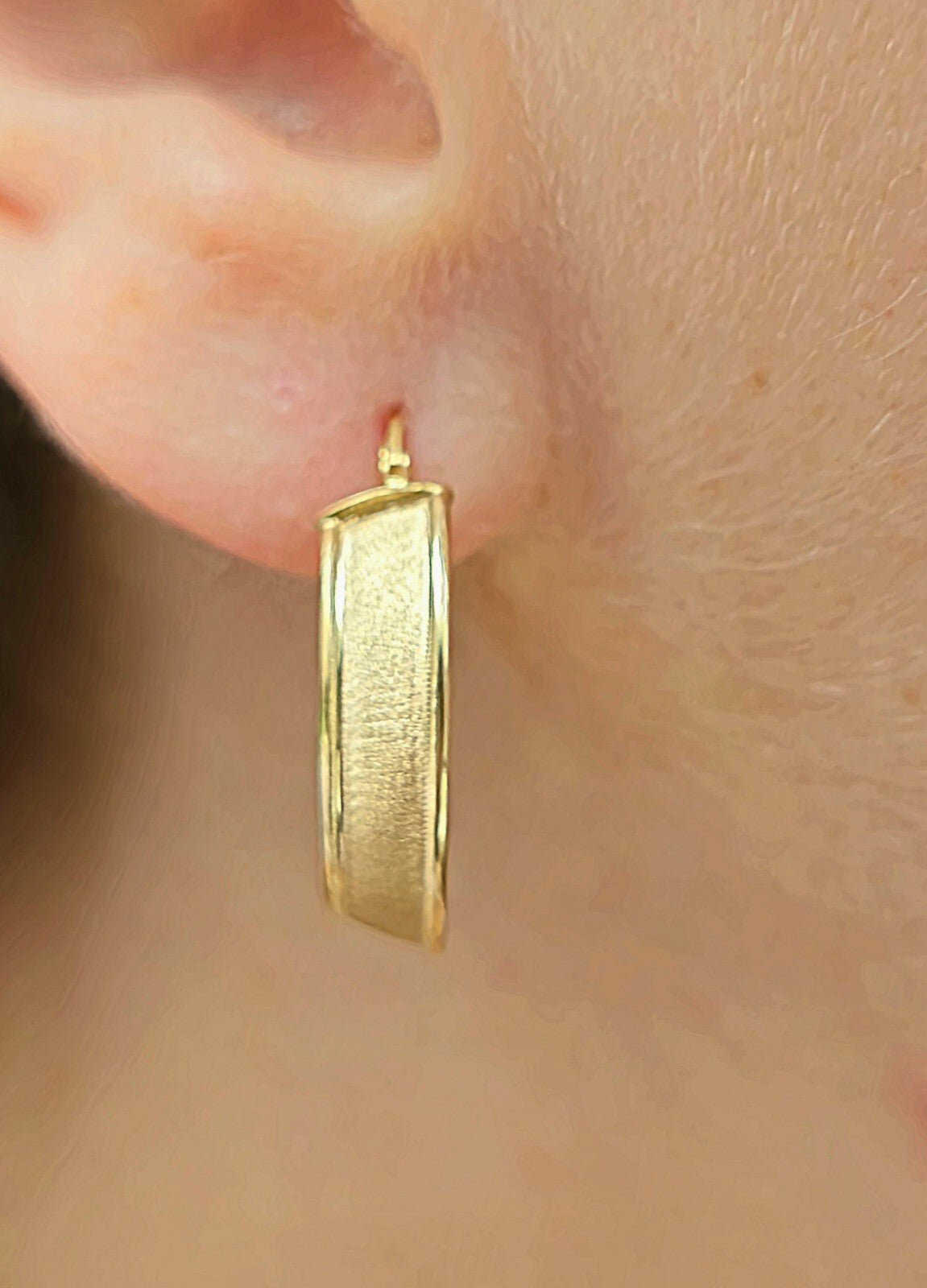 Lovely New 9ct Solid Yellow Gold Hoop Earrings Hoops 27mm Matt Finish Hallmarked