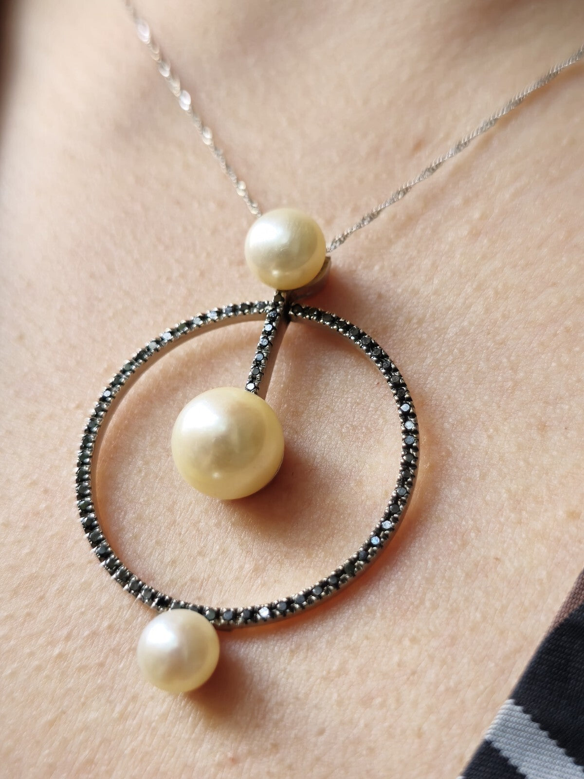 18k White Gold Pearl and Black Diamond Drop Pendant 35mm Statement Elegant