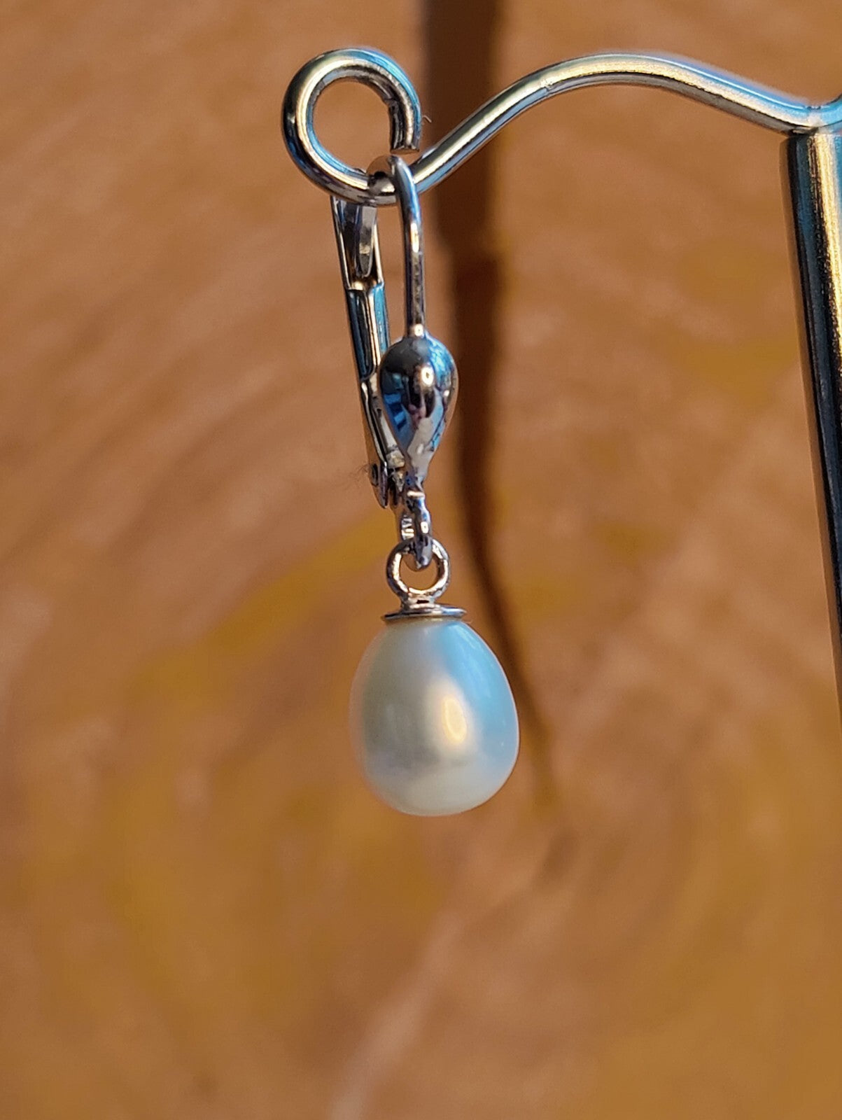 New Solid 9ct White Gold Pearl Drop Earrings Genuine Real Pearl Hallmarked