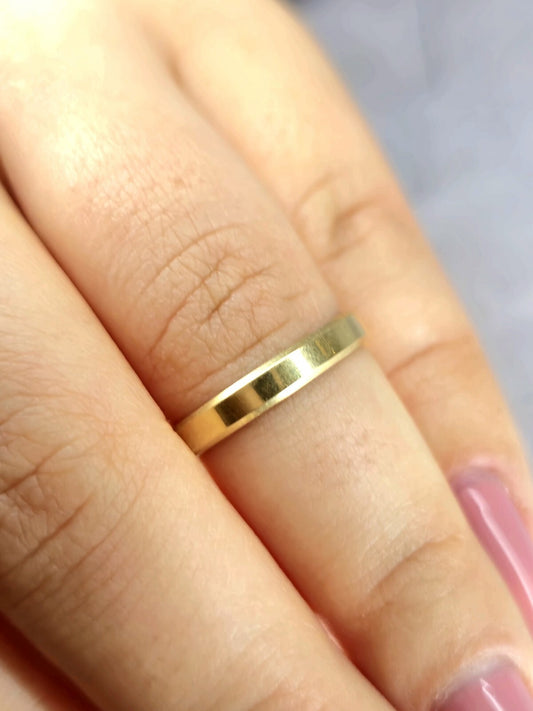 14ct Yellow gold 2.5mm Flat-flat Chamfered Edges Matt Wedding Ring M+ Band