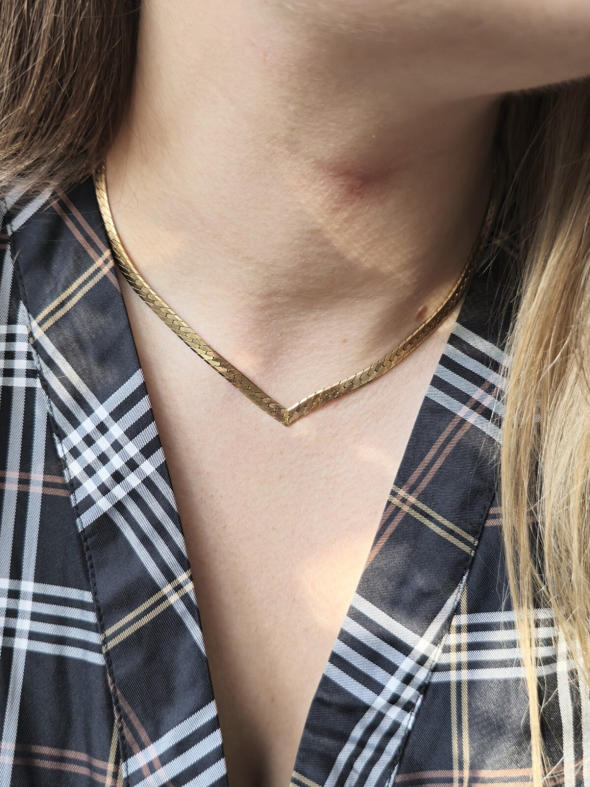 Vintage 9ct Solid Yellow Gold Chain/Necklace Herringbone 16inch Hallmarked 4.5mm