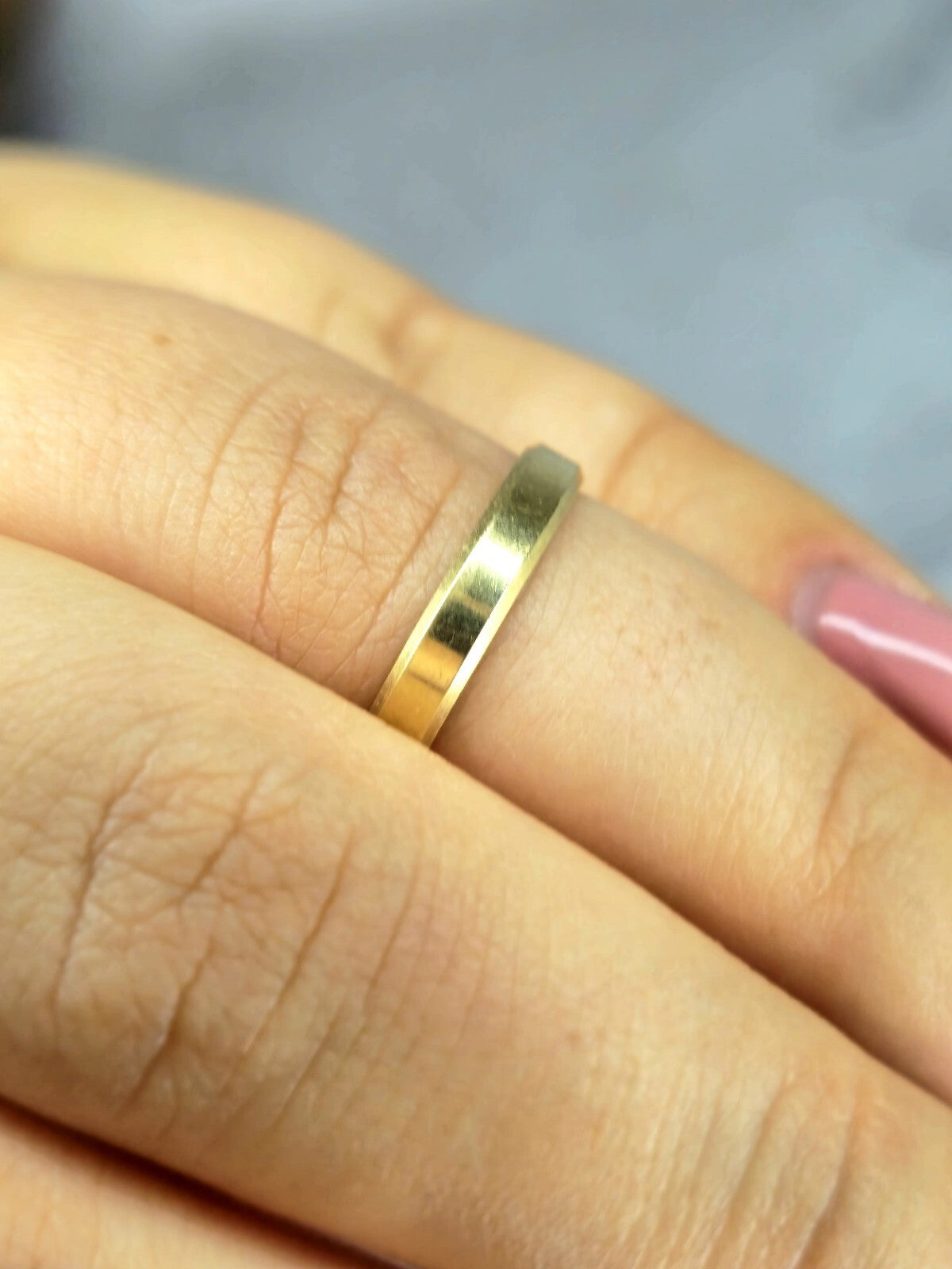 14ct Yellow gold 2.5mm Flat-flat Chamfered Edges Matt Wedding Ring M+ Band