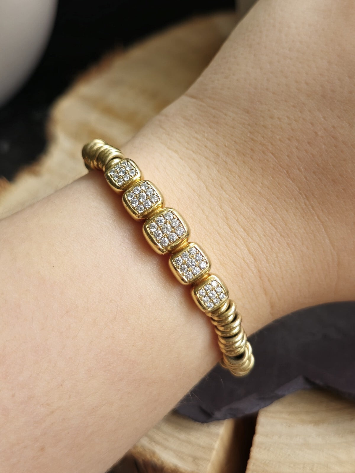 Solid 18k 750 Yellow Gold Diamond Bracelet Heavy Gold Links Circles Expandable
