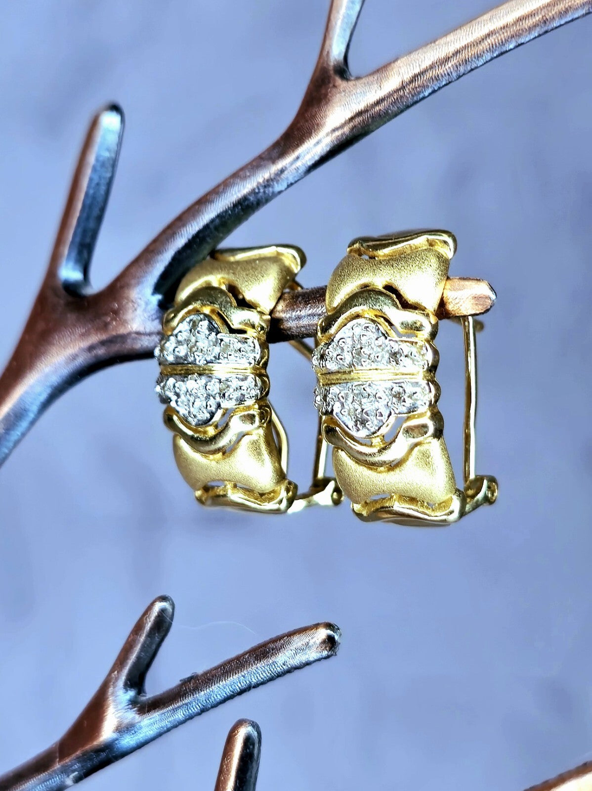 Solid 14k Yellow Gold Jewellery Set of Diamond Ring and Earrings Omega Clasp Mat