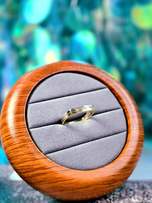 Solid 14ct Yellow/White Gold Square Wedding Band Ring with Diamond size: V Flat