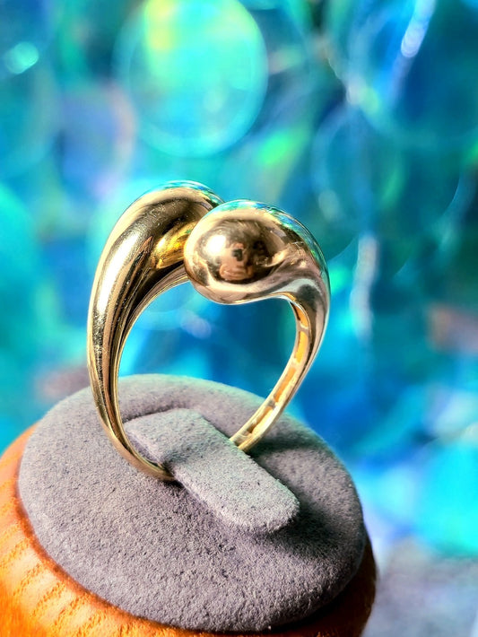 (585) 14ct Yellow Gold Ring Size R Drop Ring Bottega Style Fashion Hollow Dress