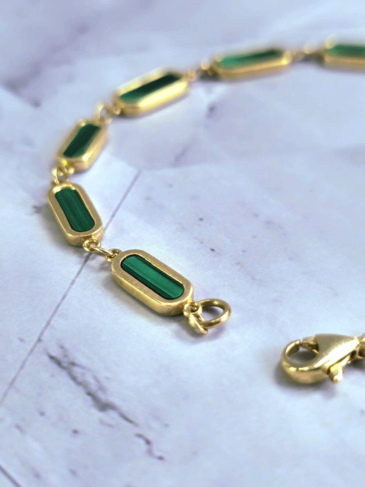 New Solid 9k Yellow Gold And Malachite Bracelet 7.5inch Hallmarked Lovely