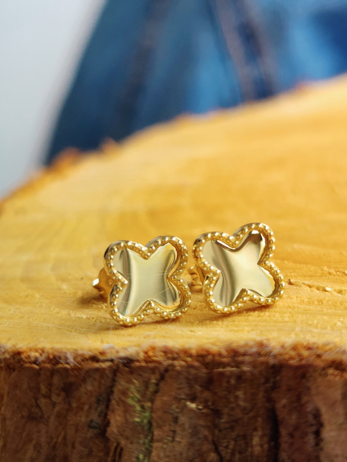 New 9ct Yellow Gold Sleepers Flower Stud Clover Earrings Butterfly Elegant