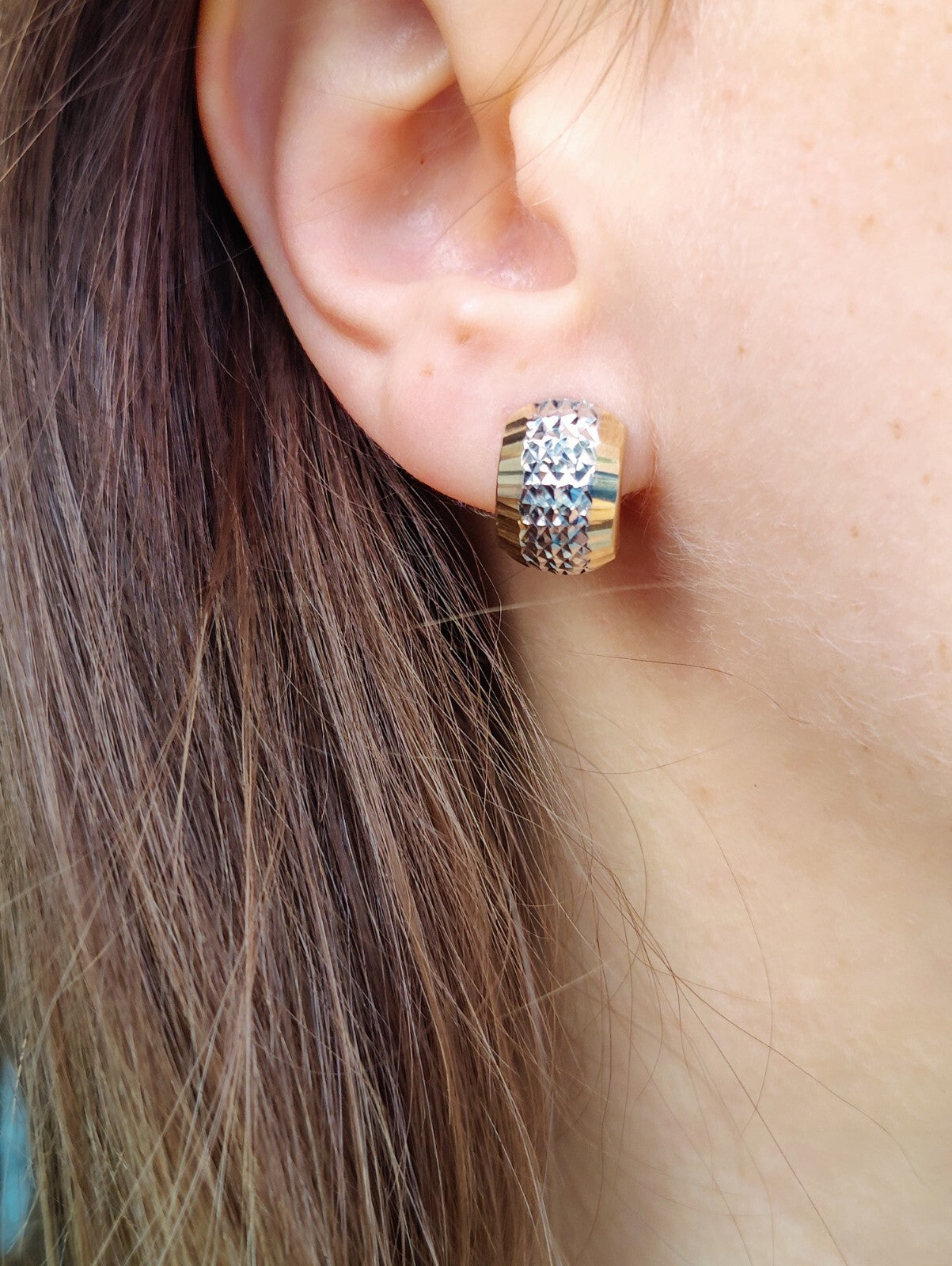 New Solid 9ct Yellow/White Gold Stud Earrings Pattern Diamond Cut Butterfly